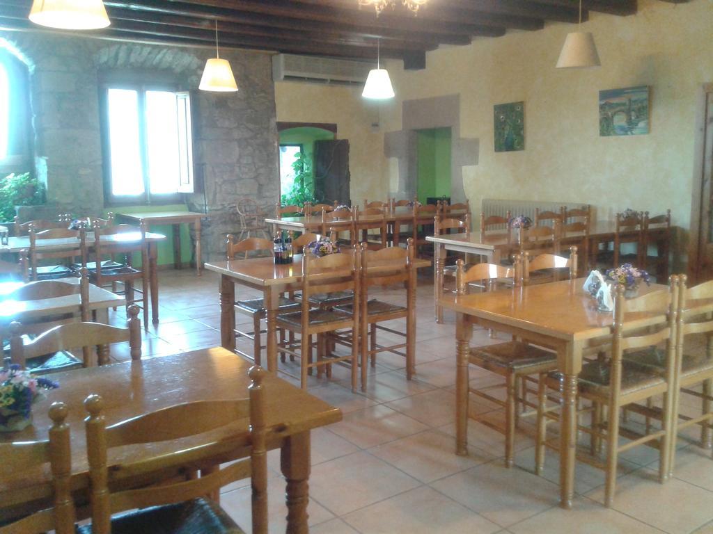 Casa Angrill Hotel Oliana Екстериор снимка