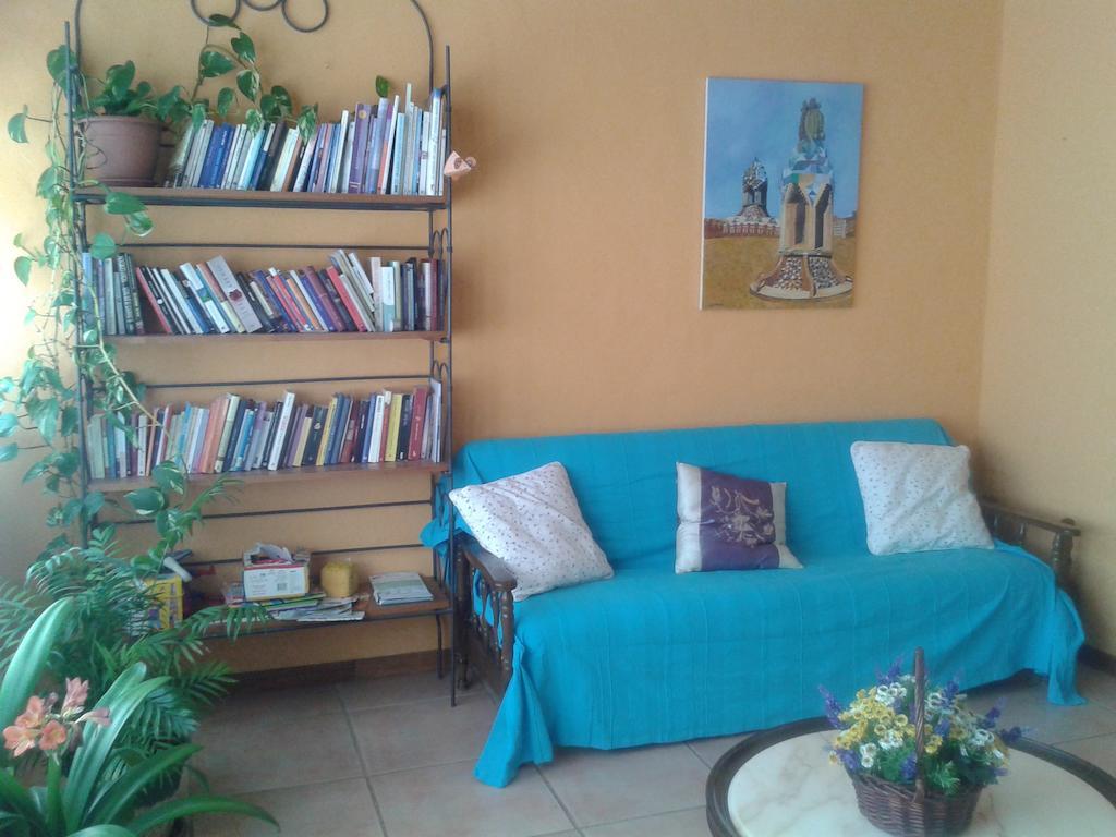 Casa Angrill Hotel Oliana Екстериор снимка