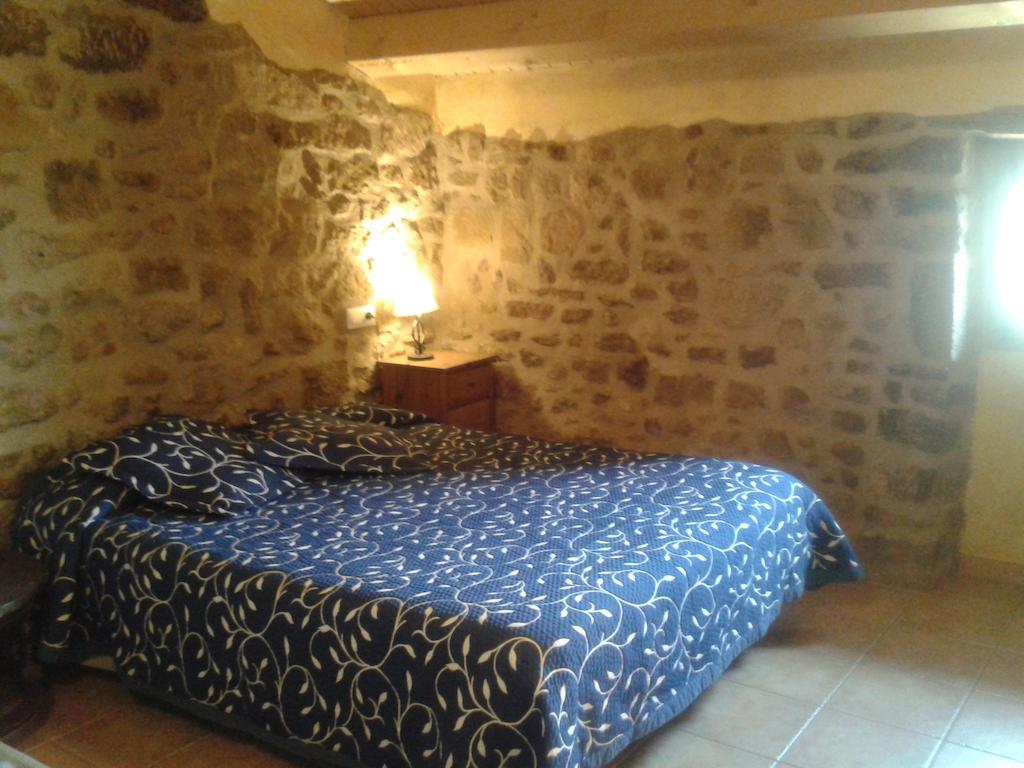 Casa Angrill Hotel Oliana Екстериор снимка