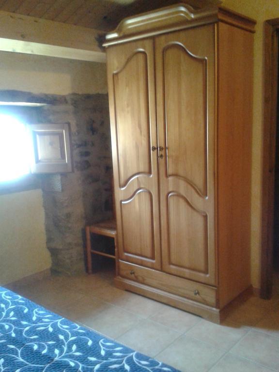 Casa Angrill Hotel Oliana Стая снимка